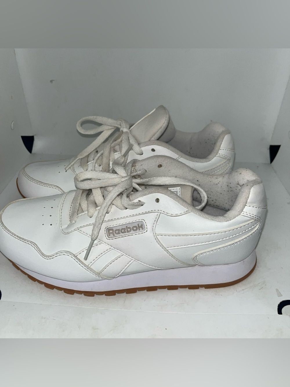 Reebok Classic Shoes Women’s Sz 8 Sneakers CM9940 White Leather